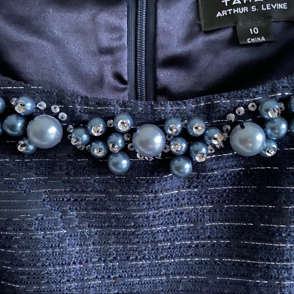 Tahari Navy formal dress - Picture 4 of 5